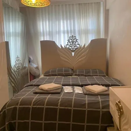 Taksim Ve Galatada 2 Bedrooms-1 Livingroom -2 Air Conditioning شقة اسطنبول