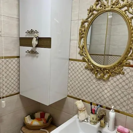 Taksim Ve Galatada 2 Bedrooms-1 Livingroom -2 Air Conditioning *