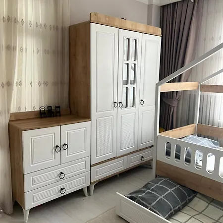 Taksim Ve Galatada 2 Bedrooms-1 Livingroom -2 Air Conditioning *