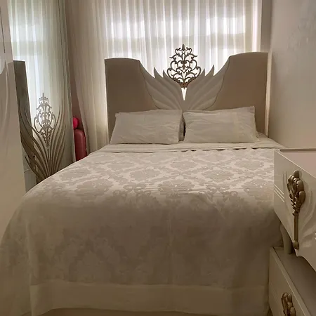 Taksim Ve Galatada 2 Bedrooms-1 Livingroom -2 Air Conditioning Apartment